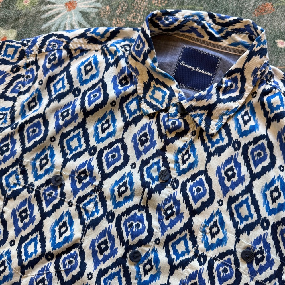 Tommy Bahama Mens Large Silk Short Sleeve Button Down Shirt Blue Ikat Geometric
